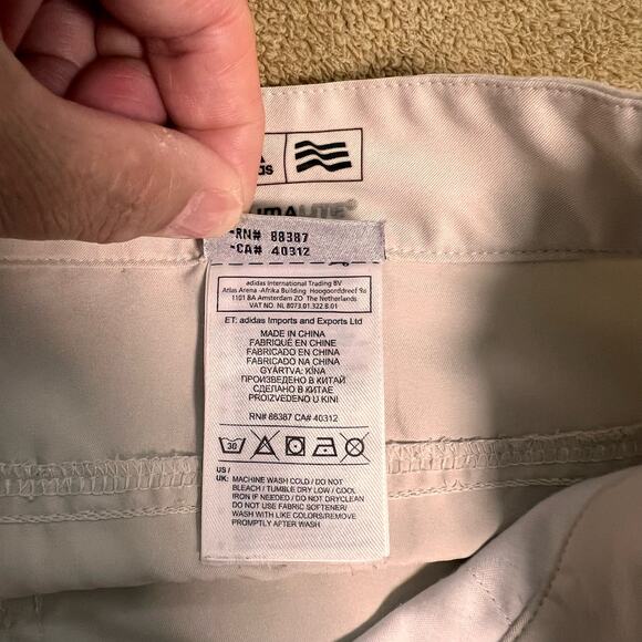 Adidas Men's Clima-lite Performance Golf Chino Shorts Beige Tan Color, Size 34. - Picture 6 of 9